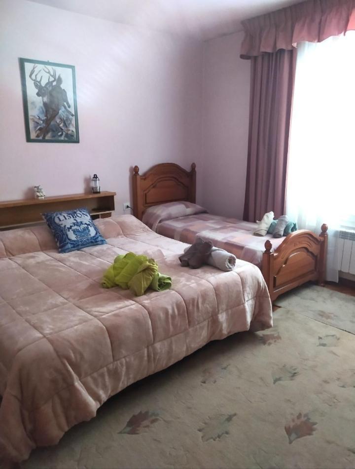 Bed and Breakfast A Casa De Abelleira Ponteareas Esterno foto