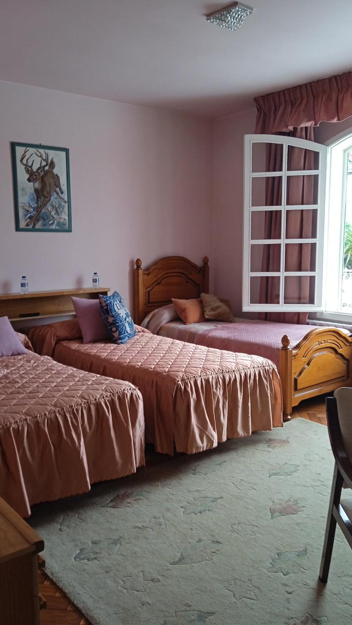 Bed and Breakfast A Casa De Abelleira Ponteareas Esterno foto